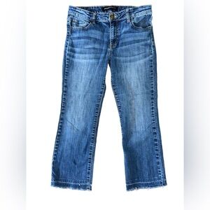 PROSPERITY DENIM 
Gigo Release Hem Crop Flare Jeans size 30. 24” inseam